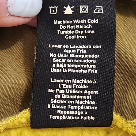 NWT Chartreuse Ugg Camilia Sherpa Shorts Medium - Picture 13 of 14